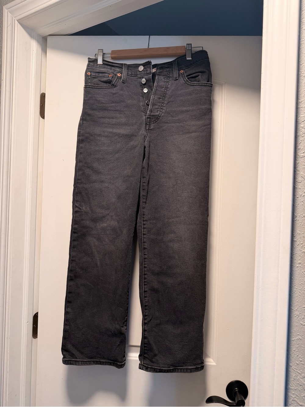 Women’s Black Denim Straight-Leg Jeans